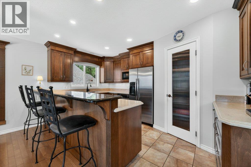 #2 1581 20 Street NE - Image 18