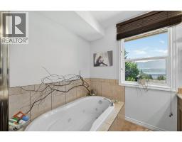 1581 20 Street Ne Unit# 2, Salmon Arm, BC V1E0A7 Photo 32