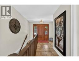 Great room - 1581 20 Street Ne Unit# 2, Salmon Arm, BC V1E0A7 Photo 7