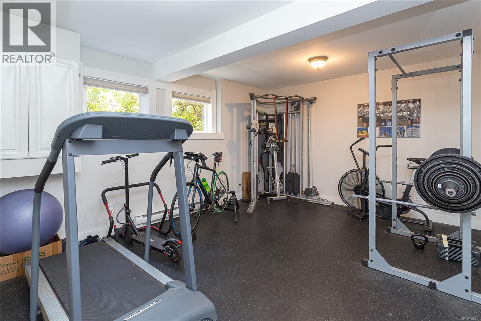 875 Richmond Ave - 45