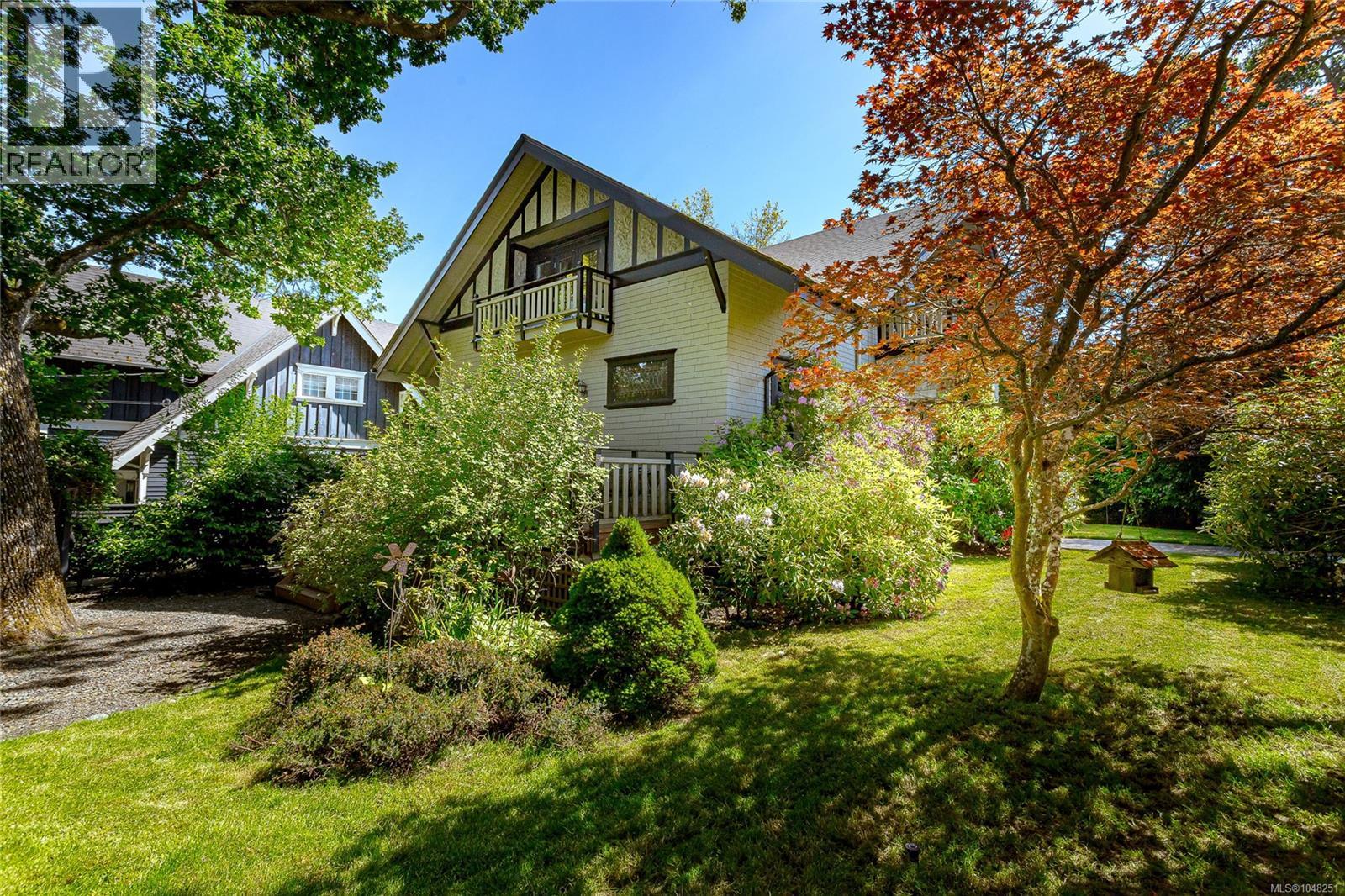 875 Richmond Ave - Image 53