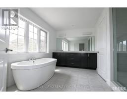27 Prosperity Way, East Gwillimbury, ON L9N0V1 Photo 10