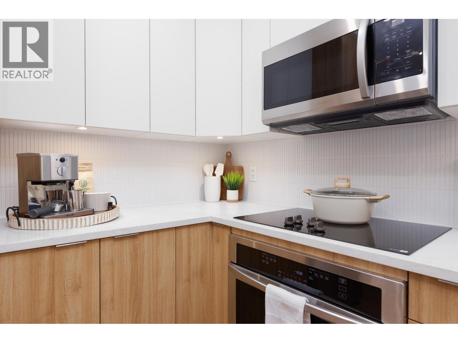 #529 1281 Pridham Avenue - Image 8