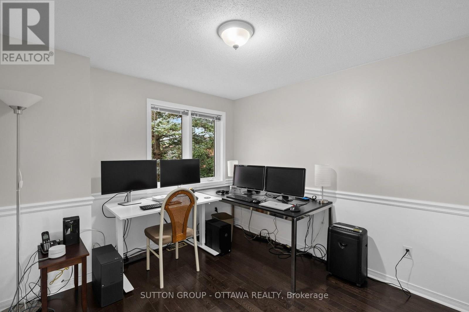 52 WINDCREST COURT - 24