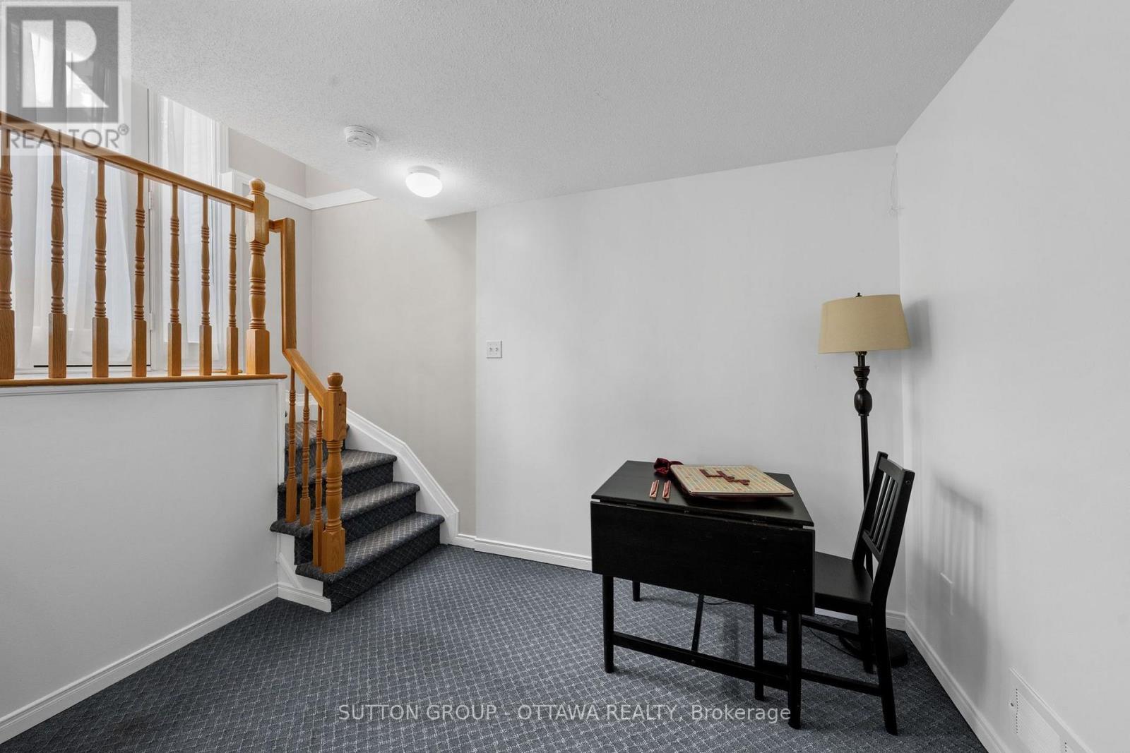 52 WINDCREST COURT - 28
