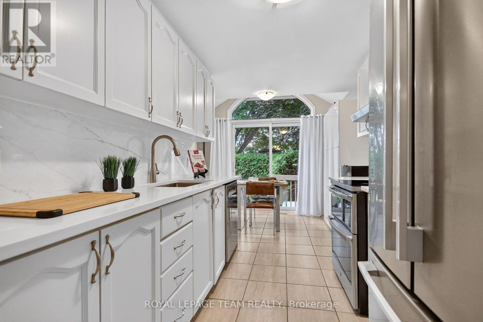 72 SHEPPARD'S GLEN AVENUE - Image 16