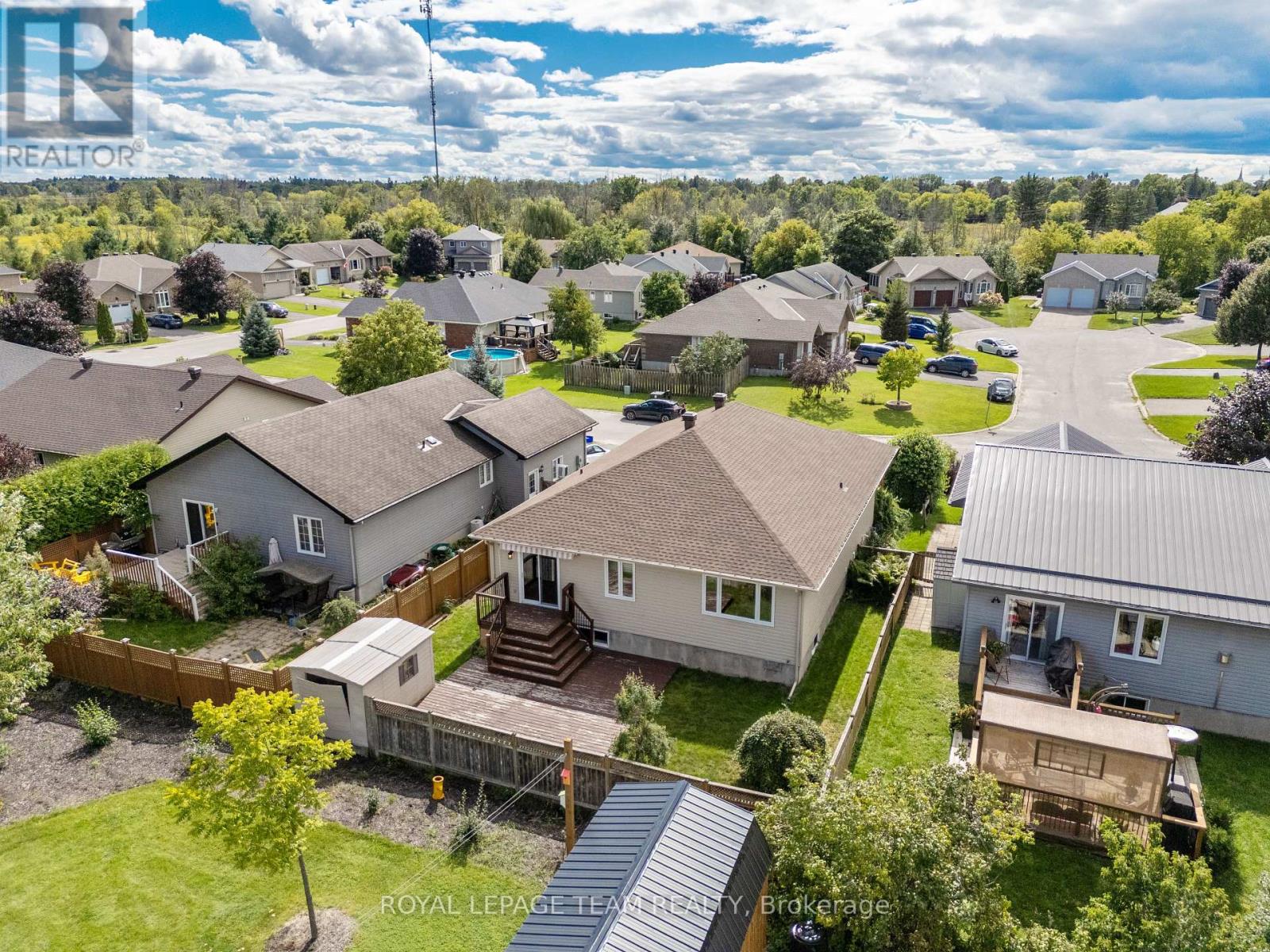 141 RAINA WAY - 3
