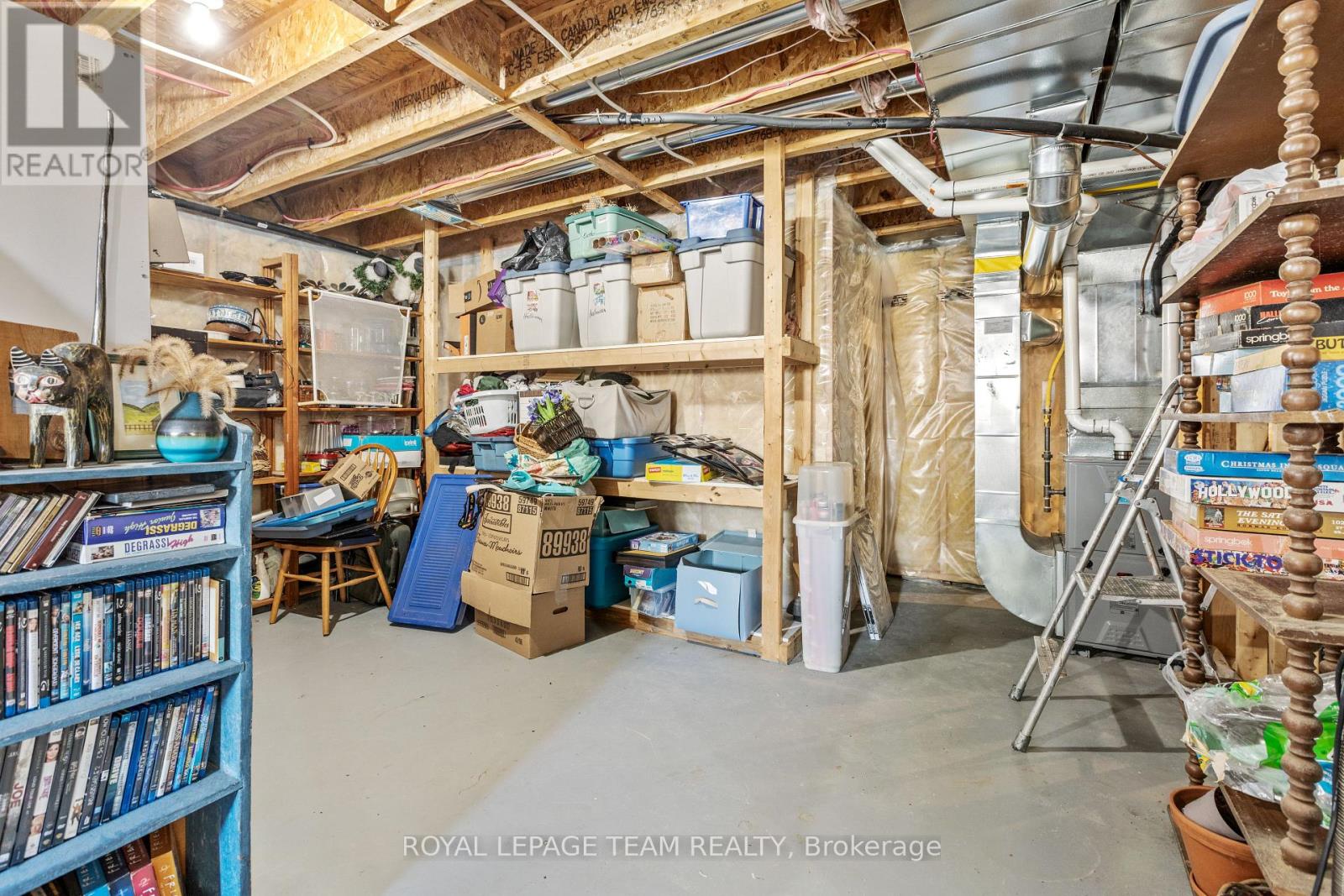 141 RAINA WAY - Image 31