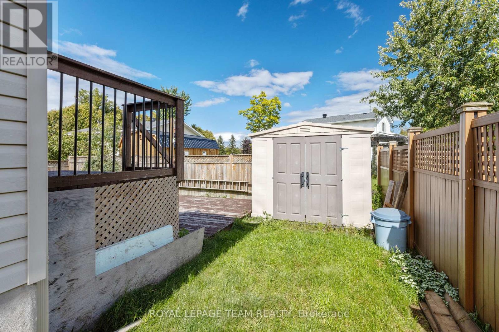 141 RAINA WAY - 33