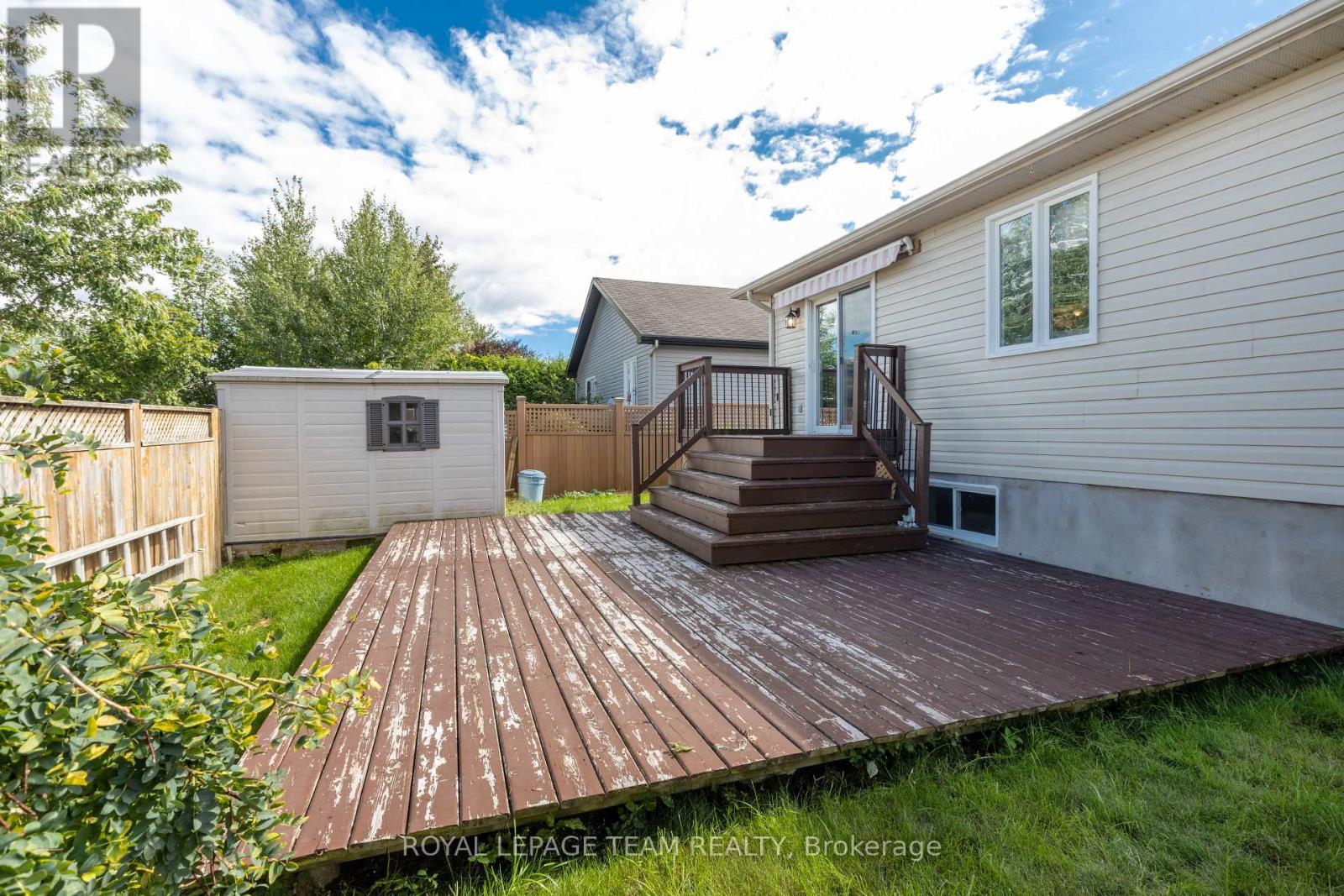 141 RAINA WAY - 34