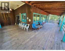 1037 Raft River Road, Clearwater, BC V0E1N1 Photo 30