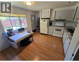 1037 Raft River Road, Clearwater, BC V0E1N1 Photo 32