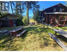 1037 Raft River Road, Clearwater, BC V0E1N1 Photo 45