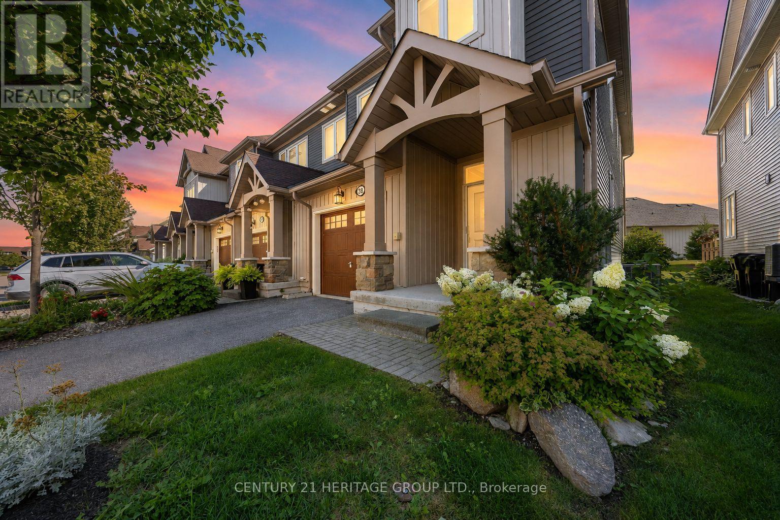 38 LETT AVENUE - 2