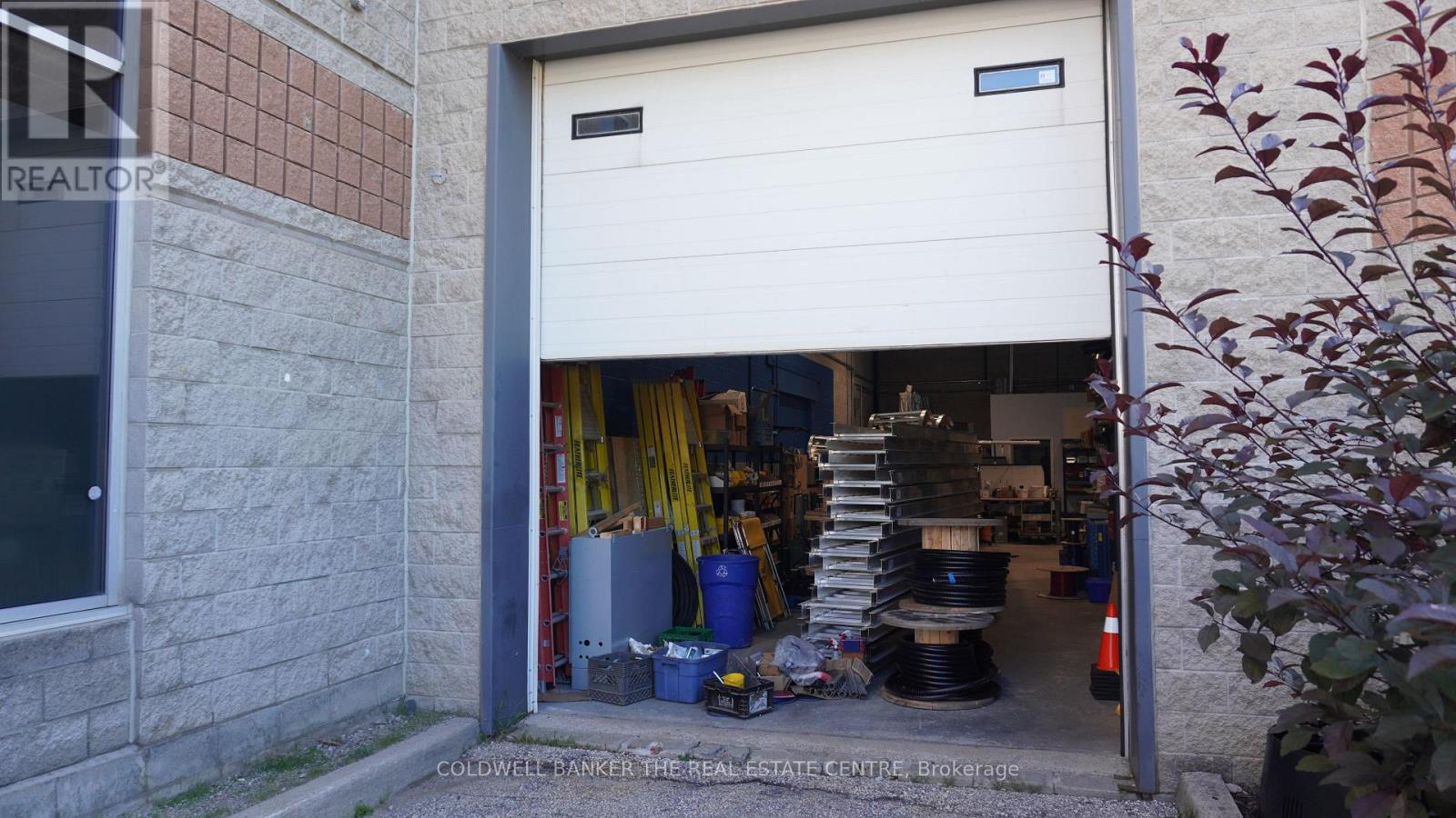 ##2 18 Mollard Court, Barrie (400 East), Ontario, L4N8Y1, Barrie (400 East), Ontario — photo 4 of 5