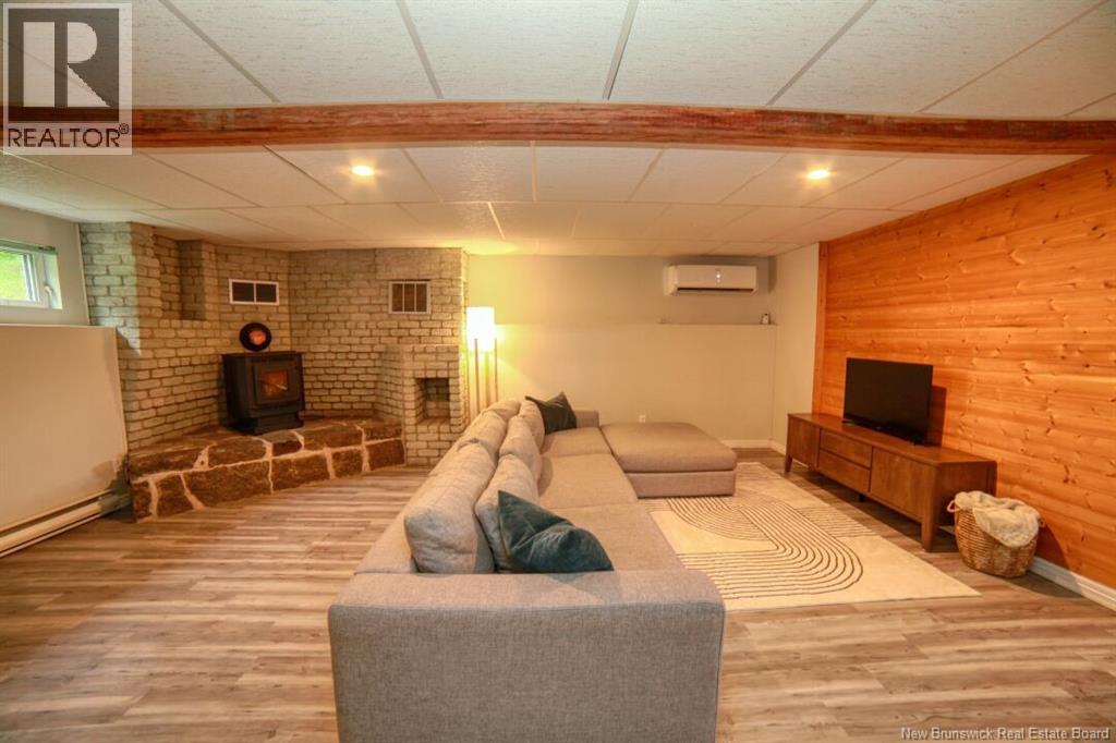 42 Jason - Image 24