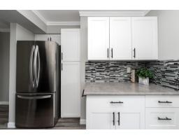 817 31955 Old Yale Road, Abbotsford, BC V2T4N1 Photo 11