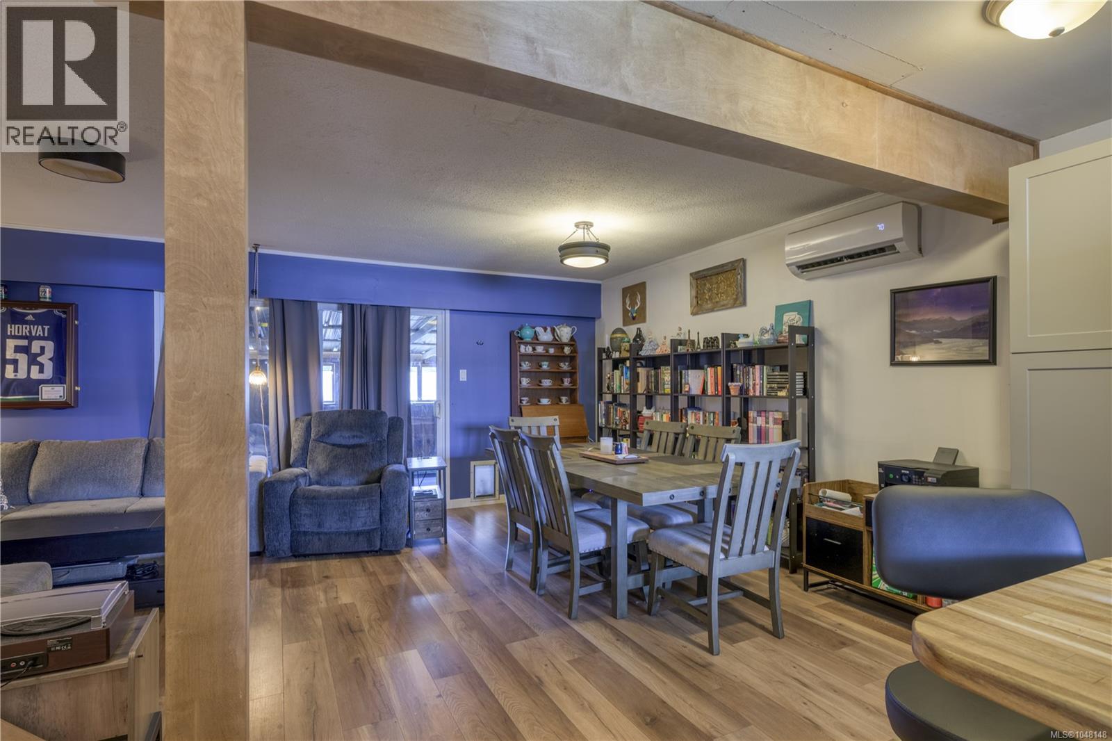 64 Clark Dr - Image 12