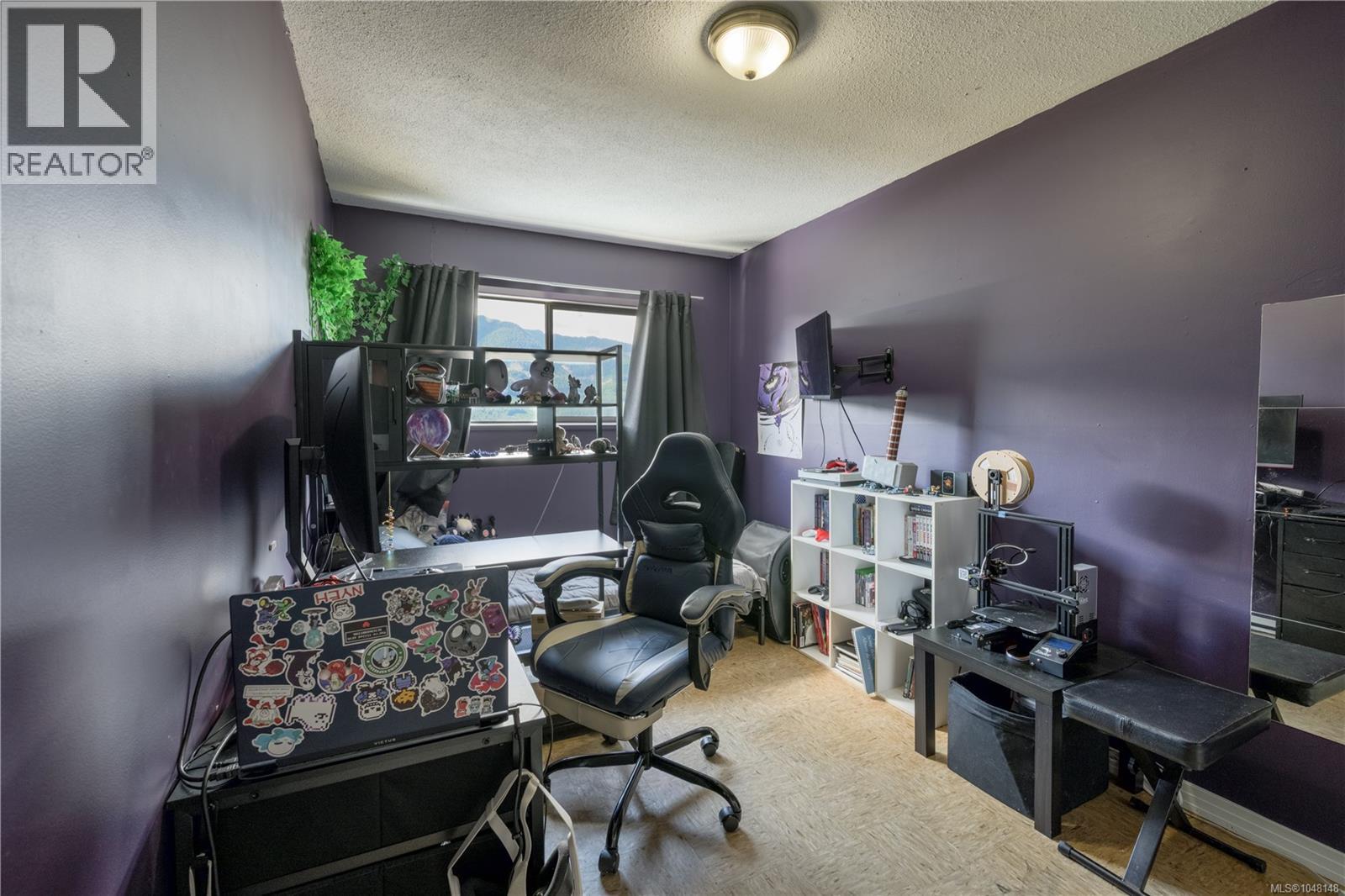 64 Clark Dr - 21