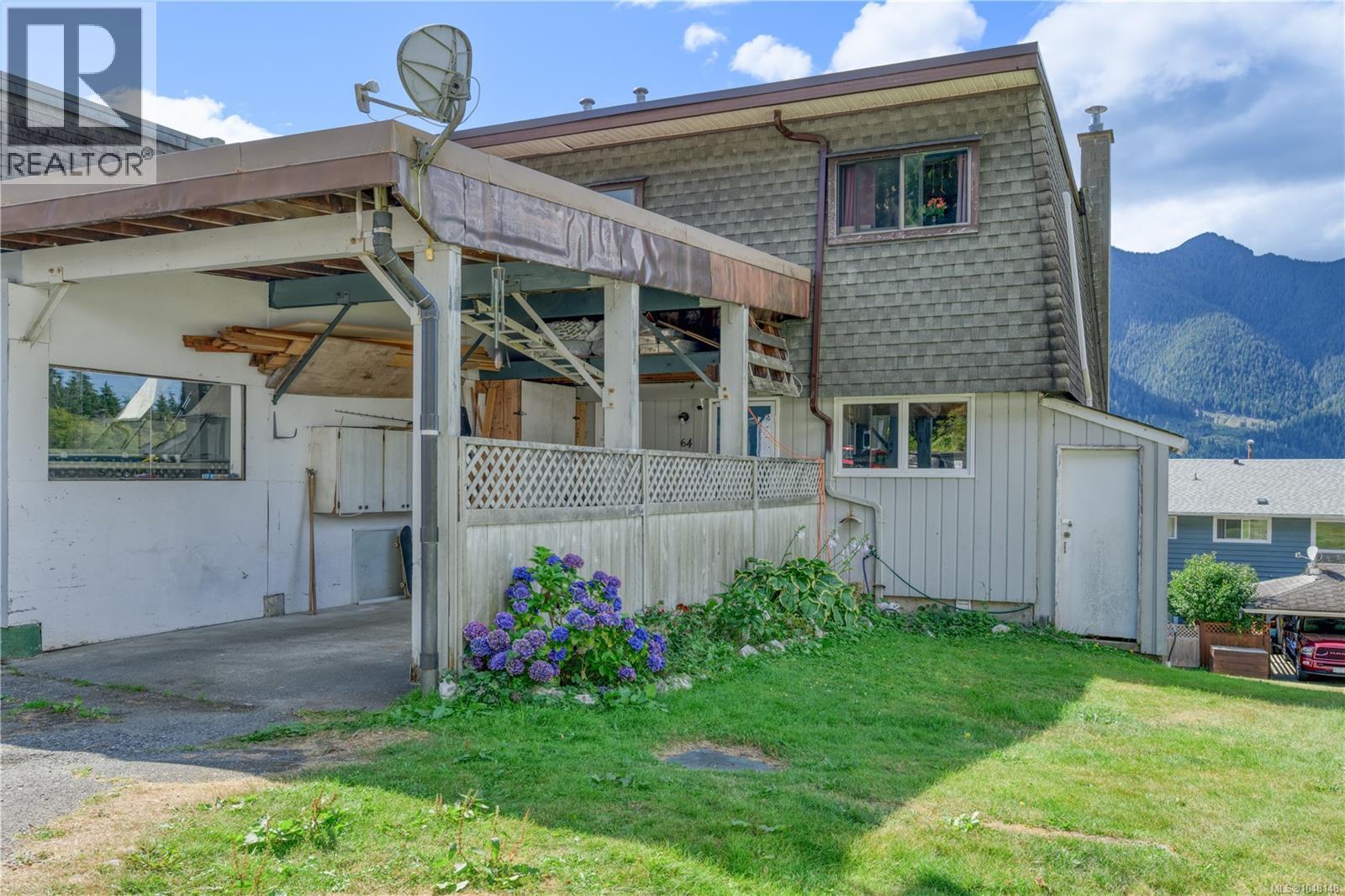 64 Clark Dr - 29
