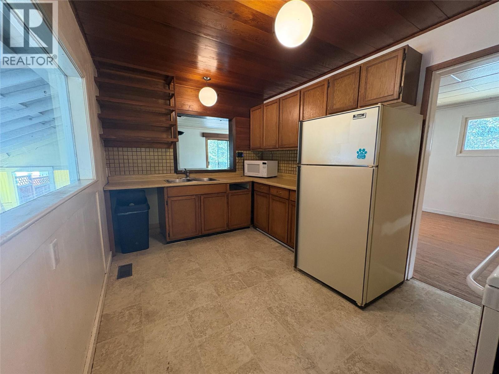 1104 Mcquarrie Avenue - 5