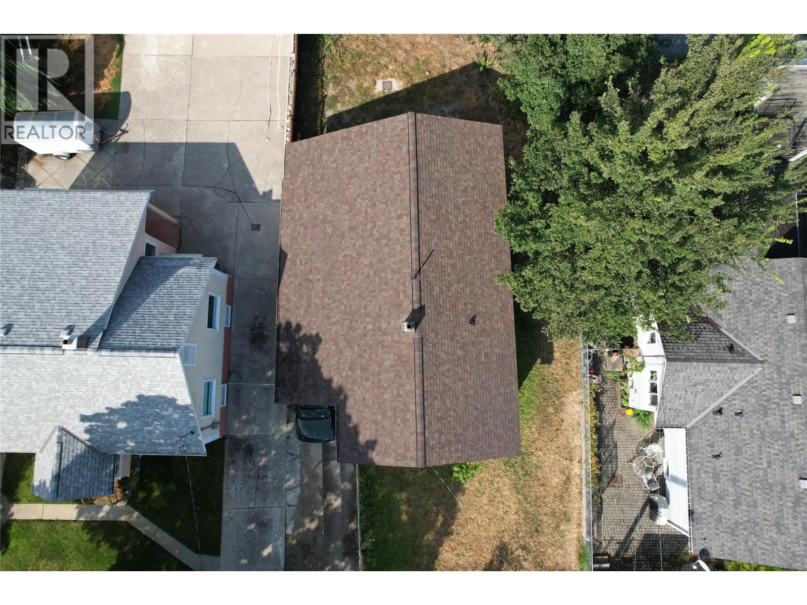 1104 Mcquarrie Avenue - 16