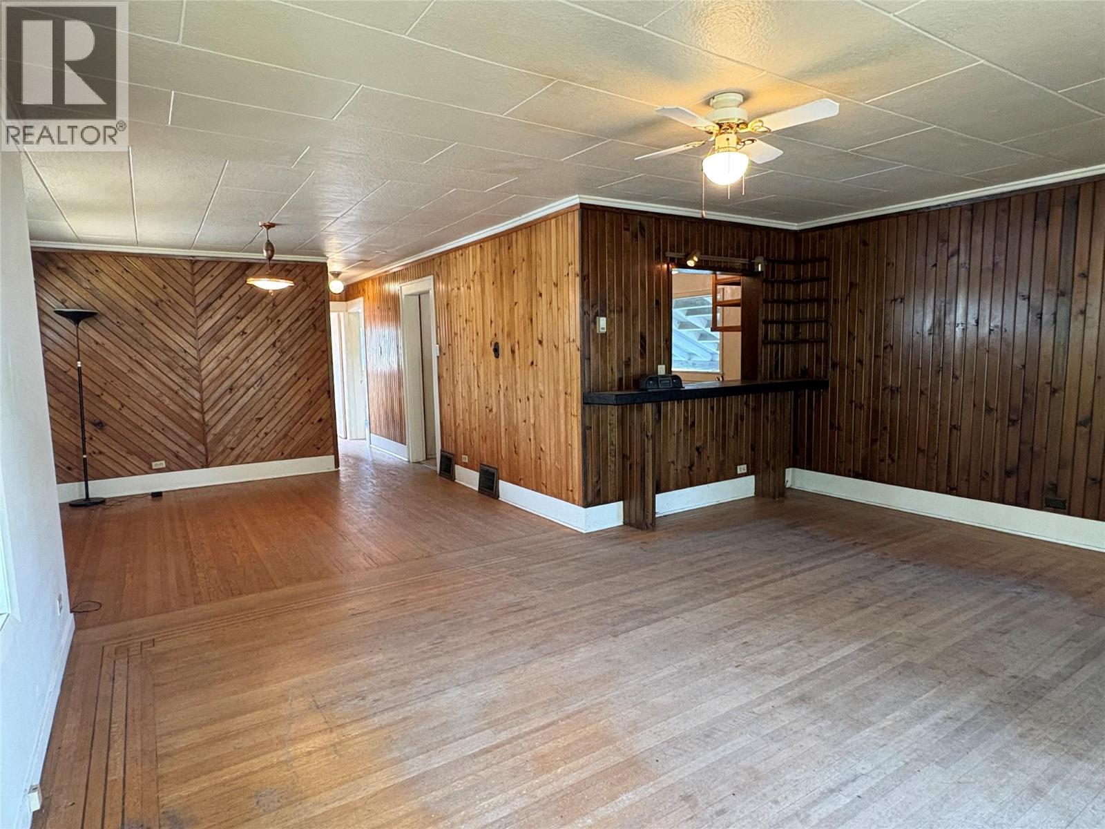 1104 Mcquarrie Avenue - Image 7