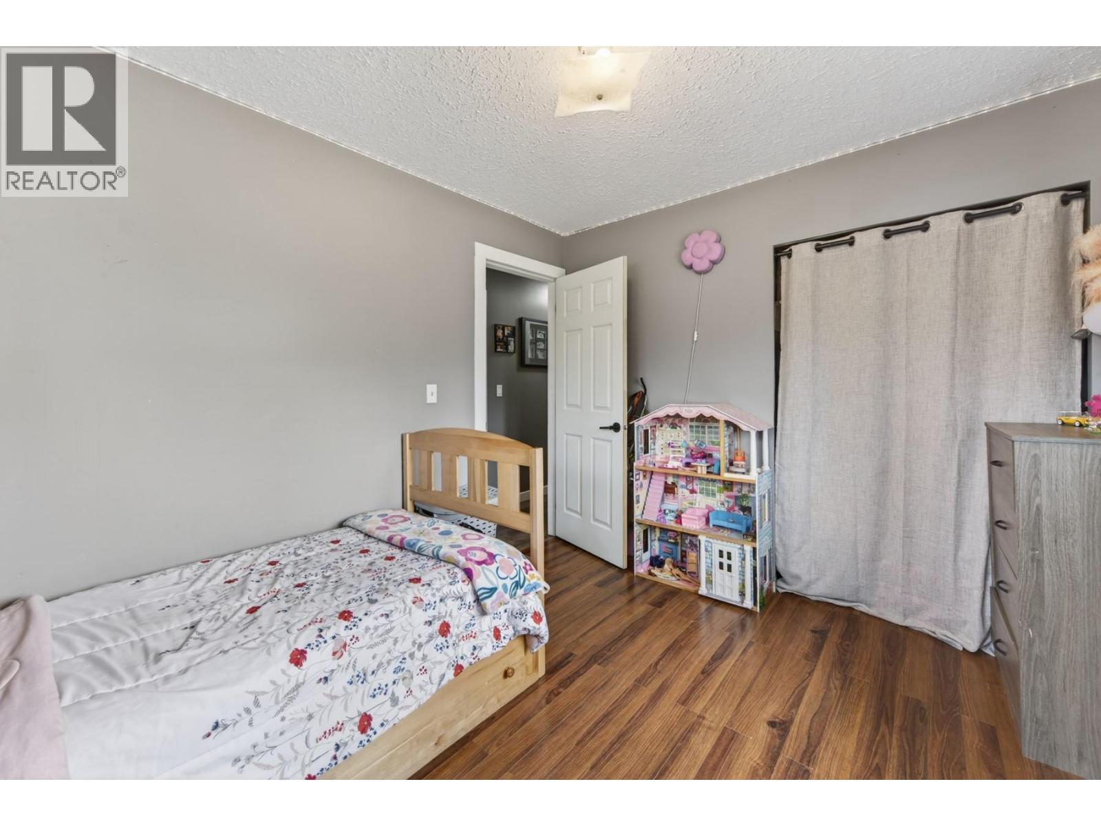 360 GRAY Avenue - 27