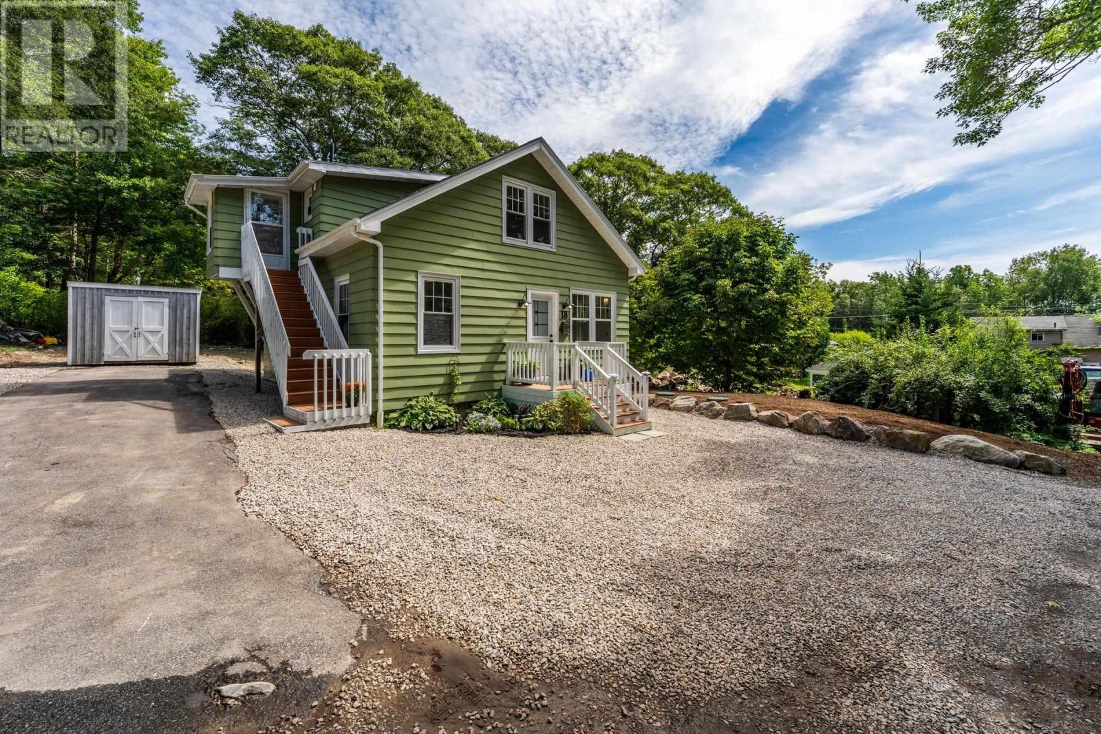 18 Maple Drive - 7