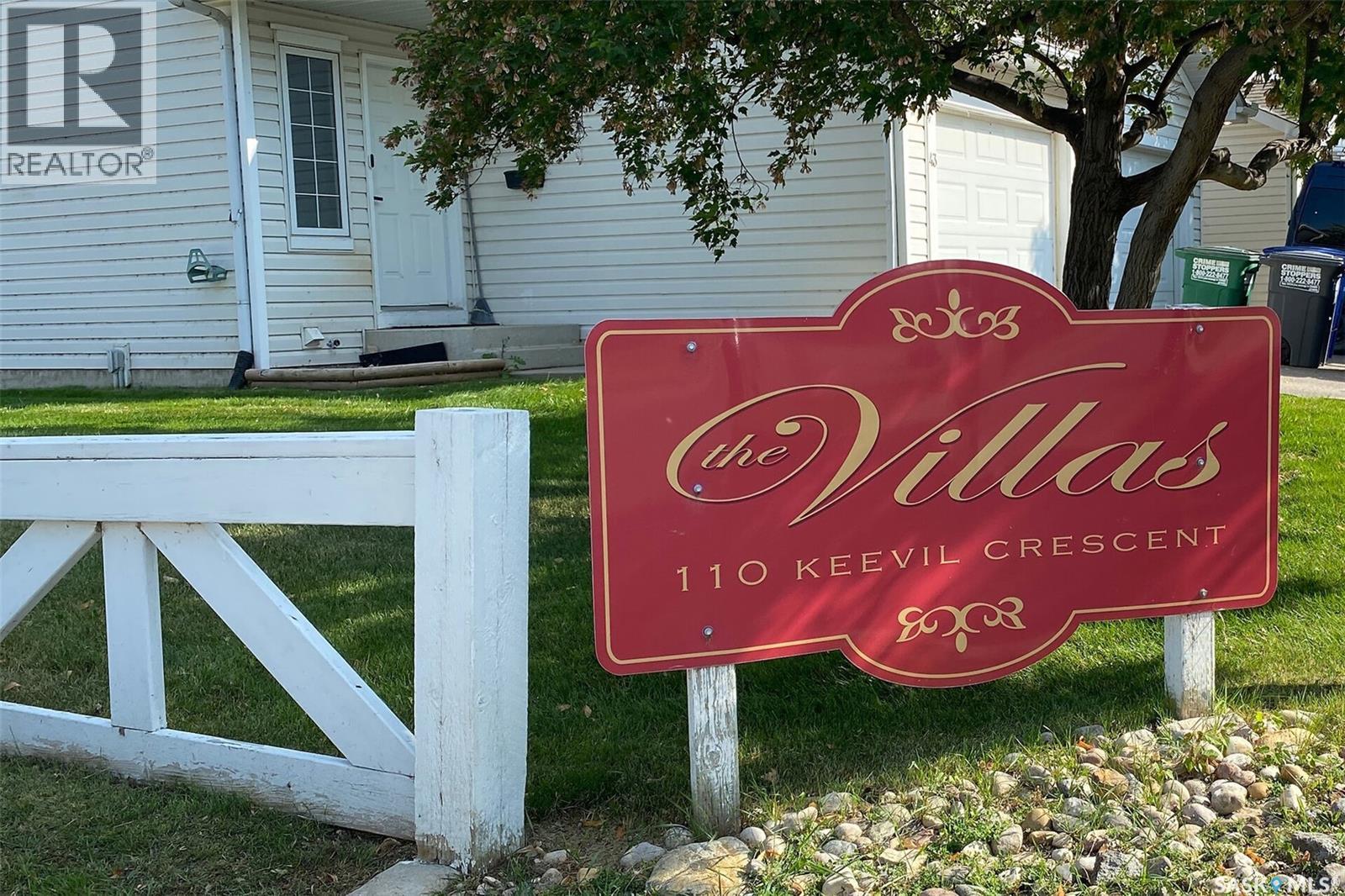 #44 110 Keevil CRESCENT - 2