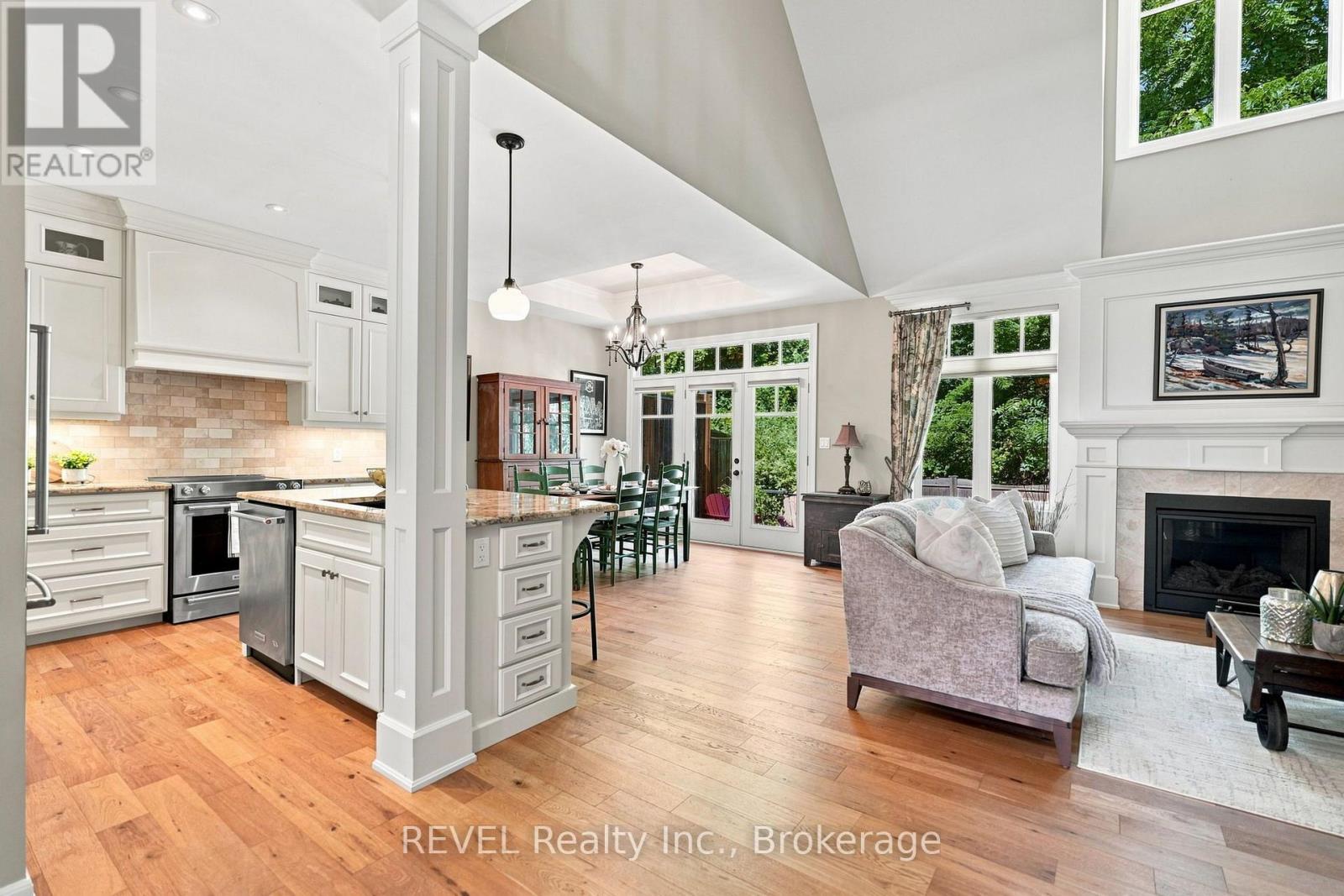10 EVERGREEN LANE - Image 11