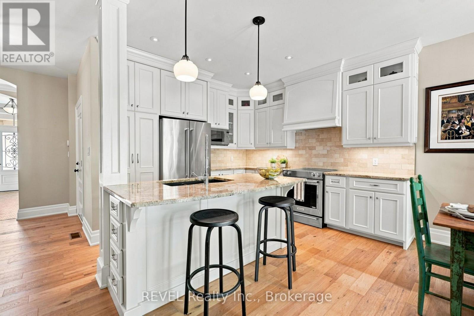 10 EVERGREEN LANE - Image 13