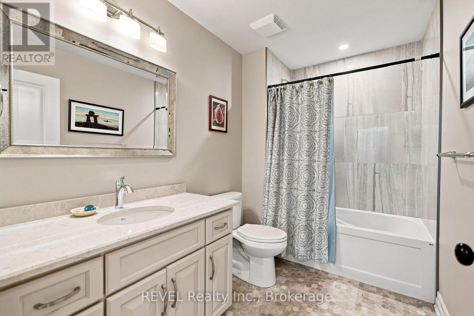 10 EVERGREEN LANE - Image 30
