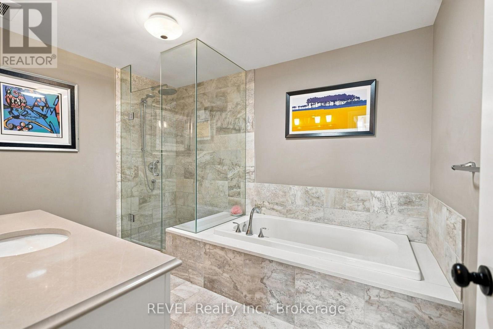 10 EVERGREEN LANE - Image 34