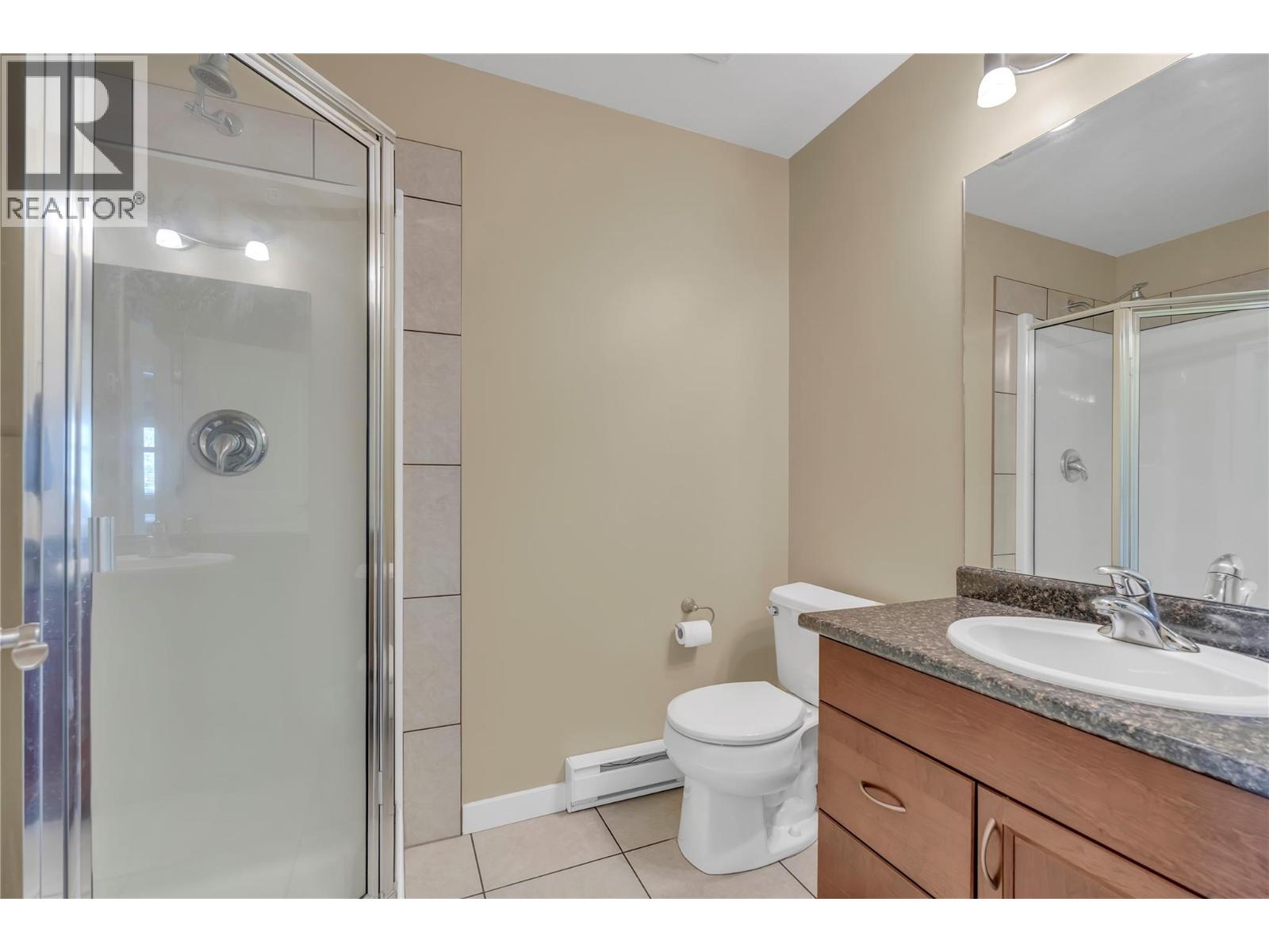 401 240 Wade Avenue, Penticton