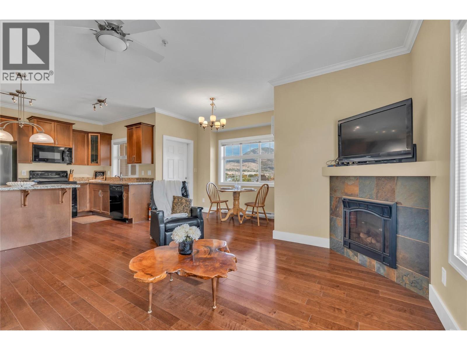 401 240 Wade Avenue, Penticton