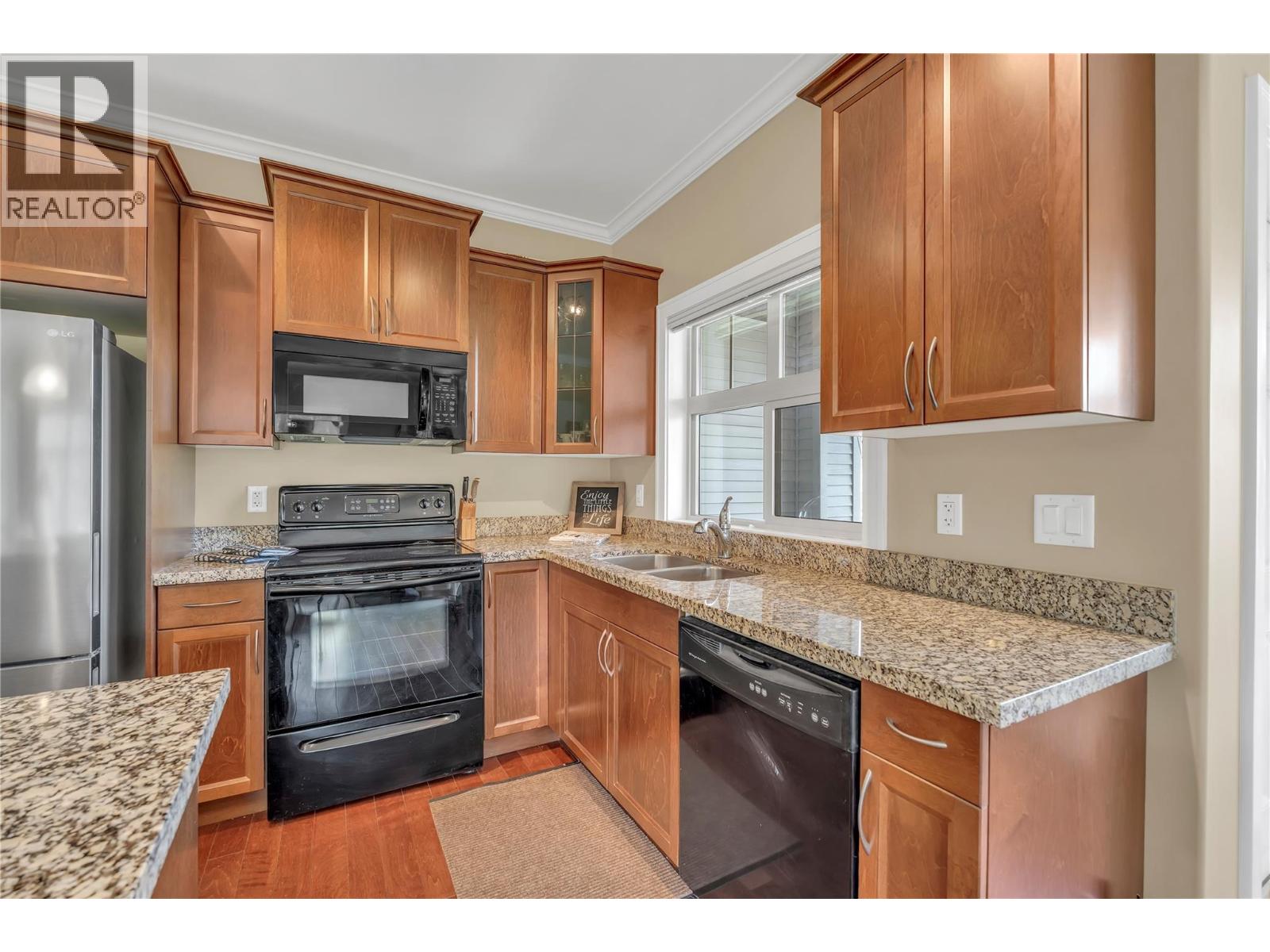 401 240 Wade Avenue, Penticton