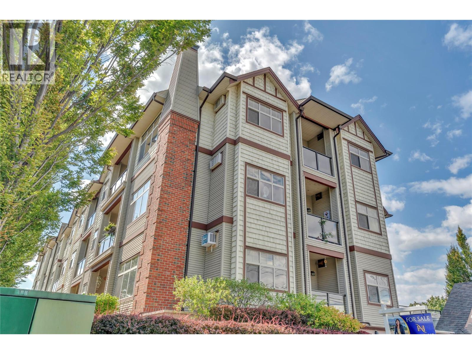 401 240 Wade Avenue, Penticton