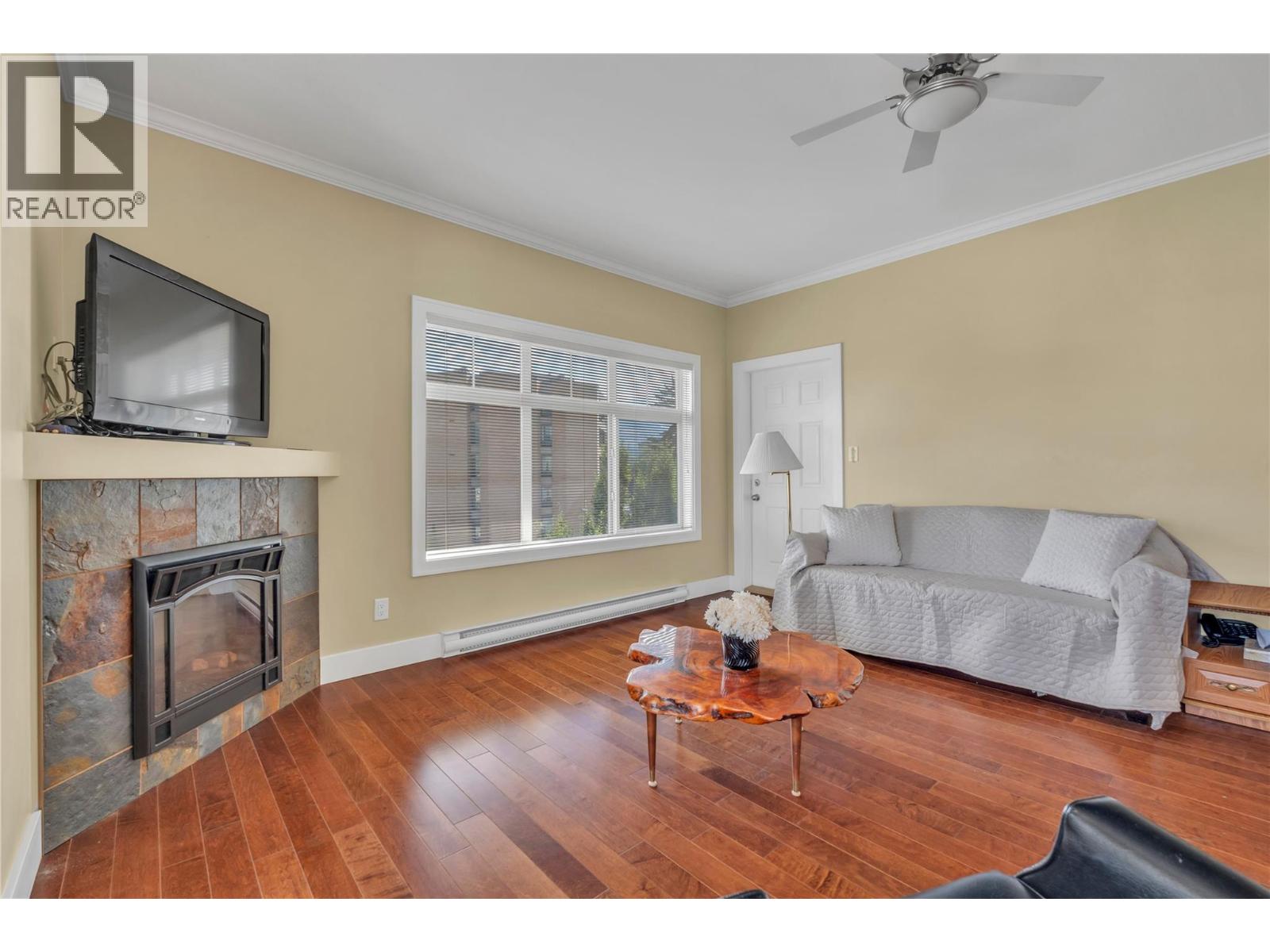 401 240 Wade Avenue, Penticton
