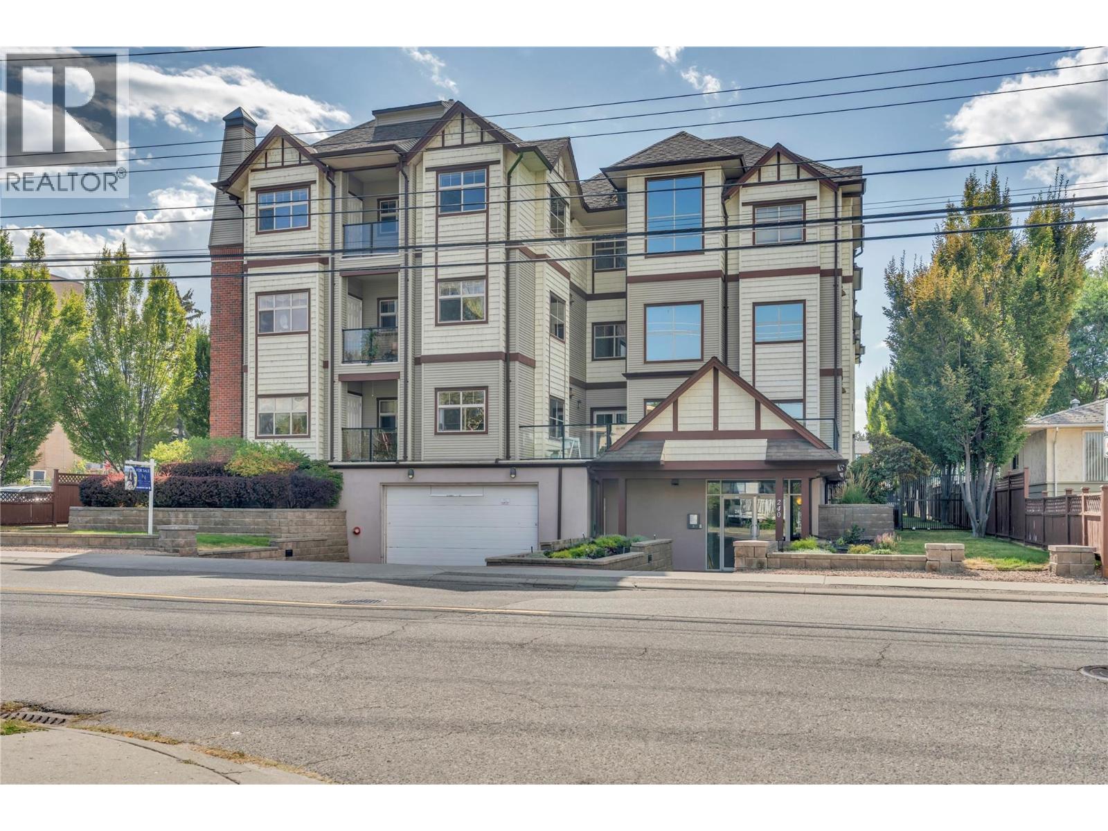 401 240 Wade Avenue, Penticton