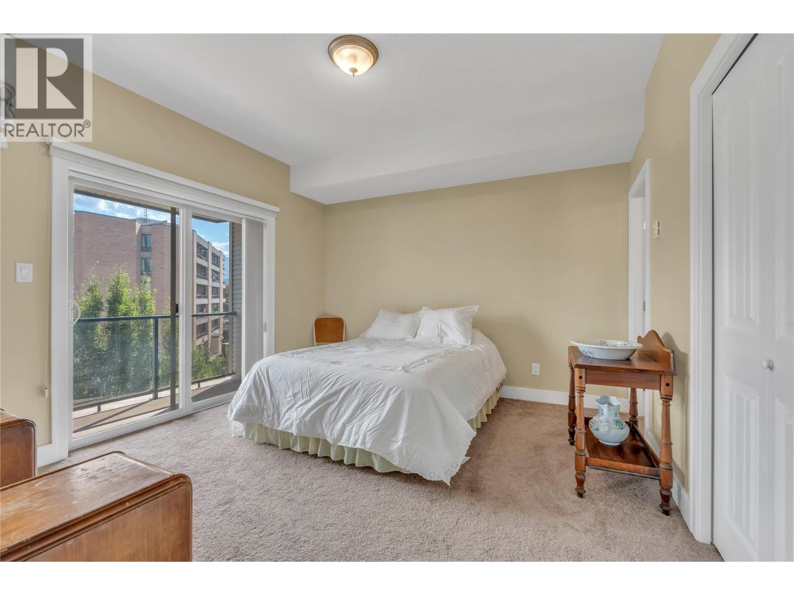 #401 240 Wade Avenue - 20