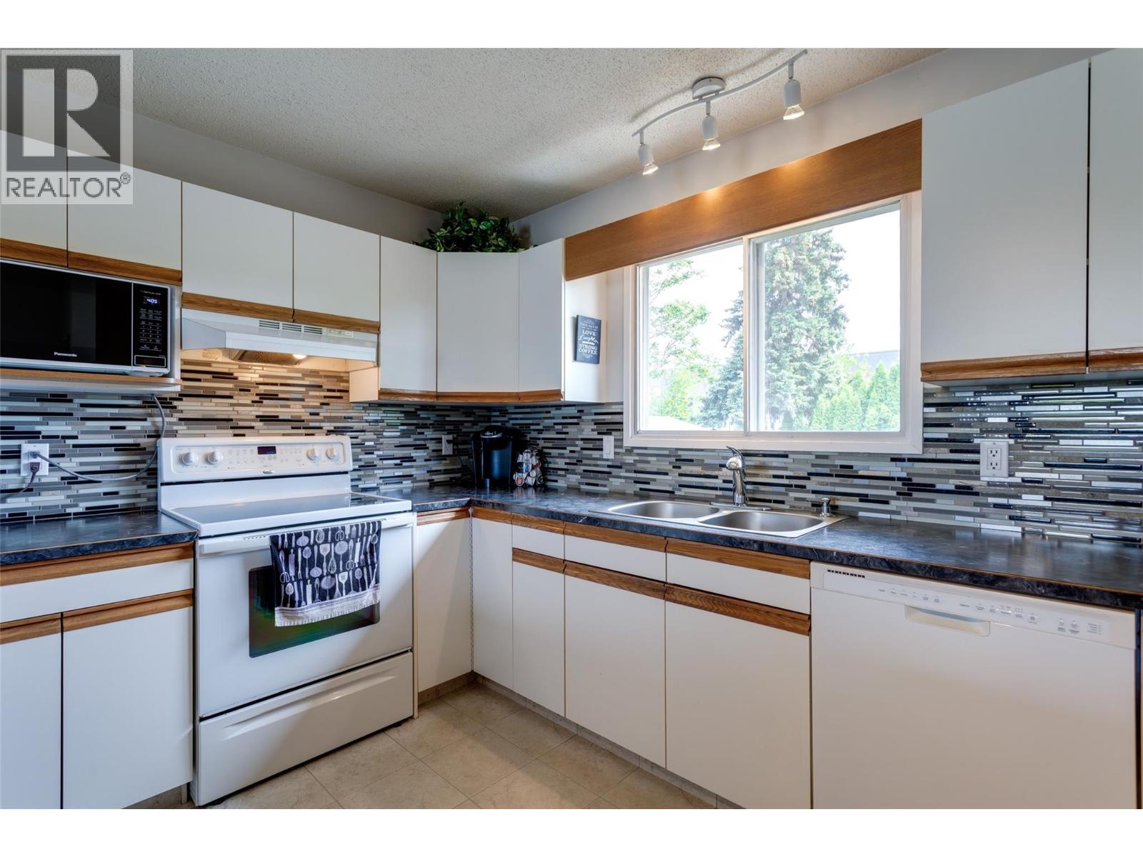 685 Quigley Road - 2
