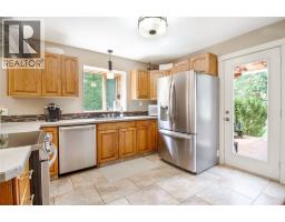 1107 Pineridge Crescent, Revelstoke, BC V0E2S1 Photo 13