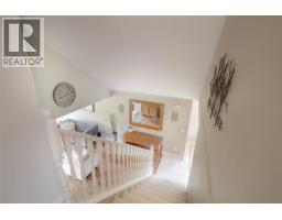 1107 Pineridge Crescent, Revelstoke, BC V0E2S1 Photo 17