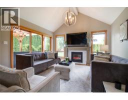 2pc Bathroom - 1107 Pineridge Crescent, Revelstoke, BC V0E2S1 Photo 8