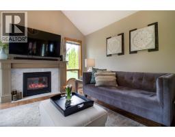 Dining room - 1107 Pineridge Crescent, Revelstoke, BC V0E2S1 Photo 9