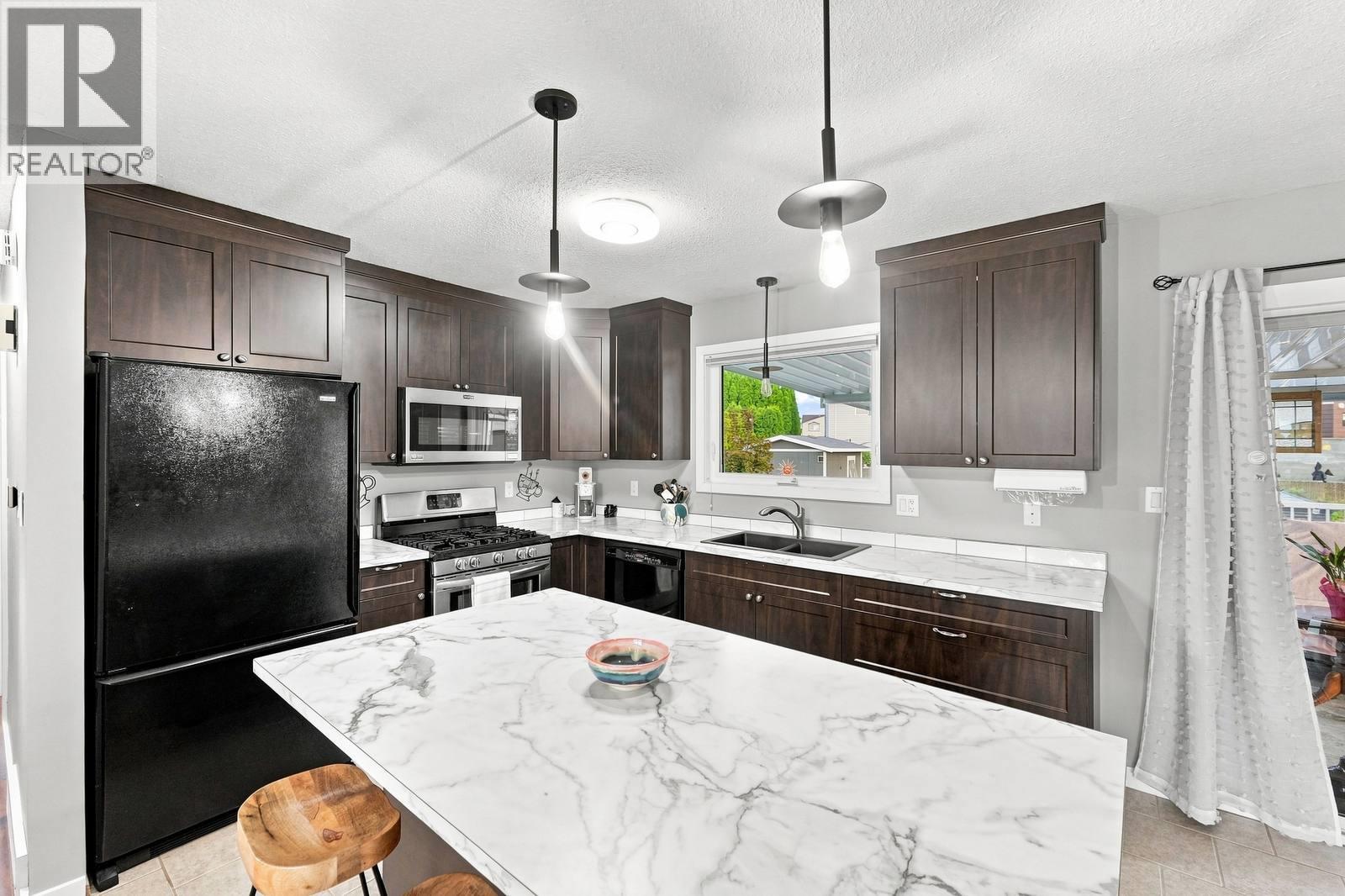 8710 JUBILEE Drive, Osoyoos