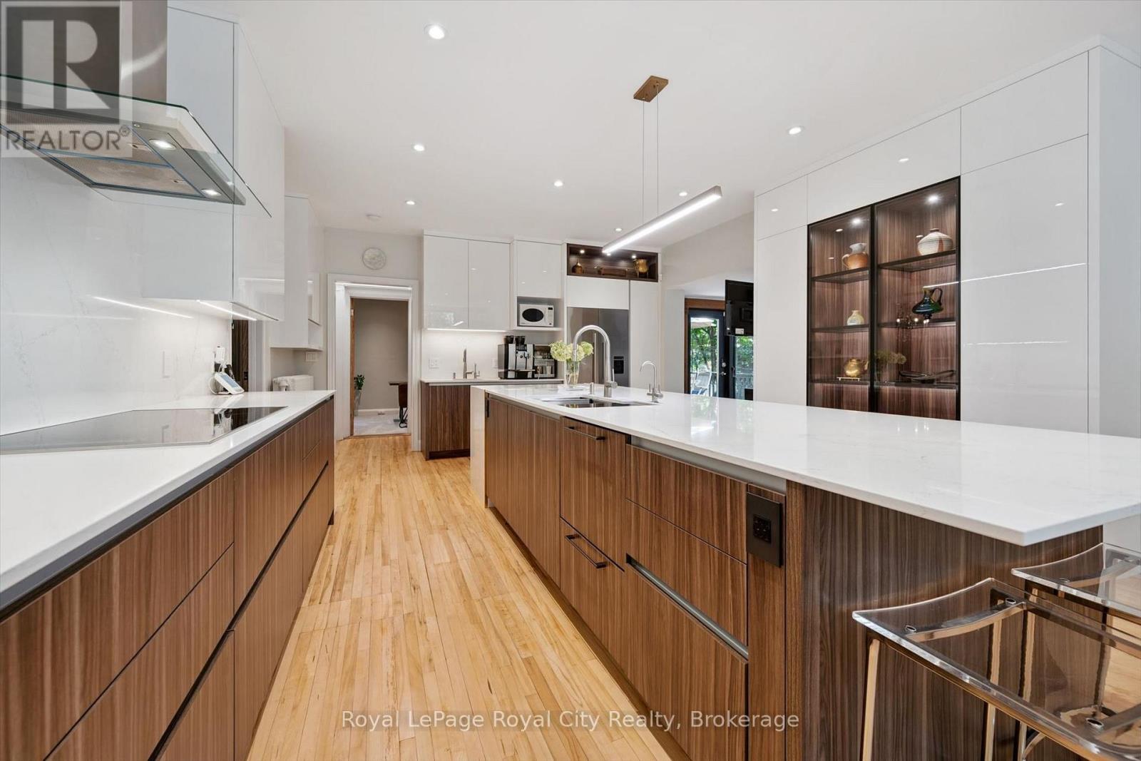80 LONDON ROAD W - Image 20