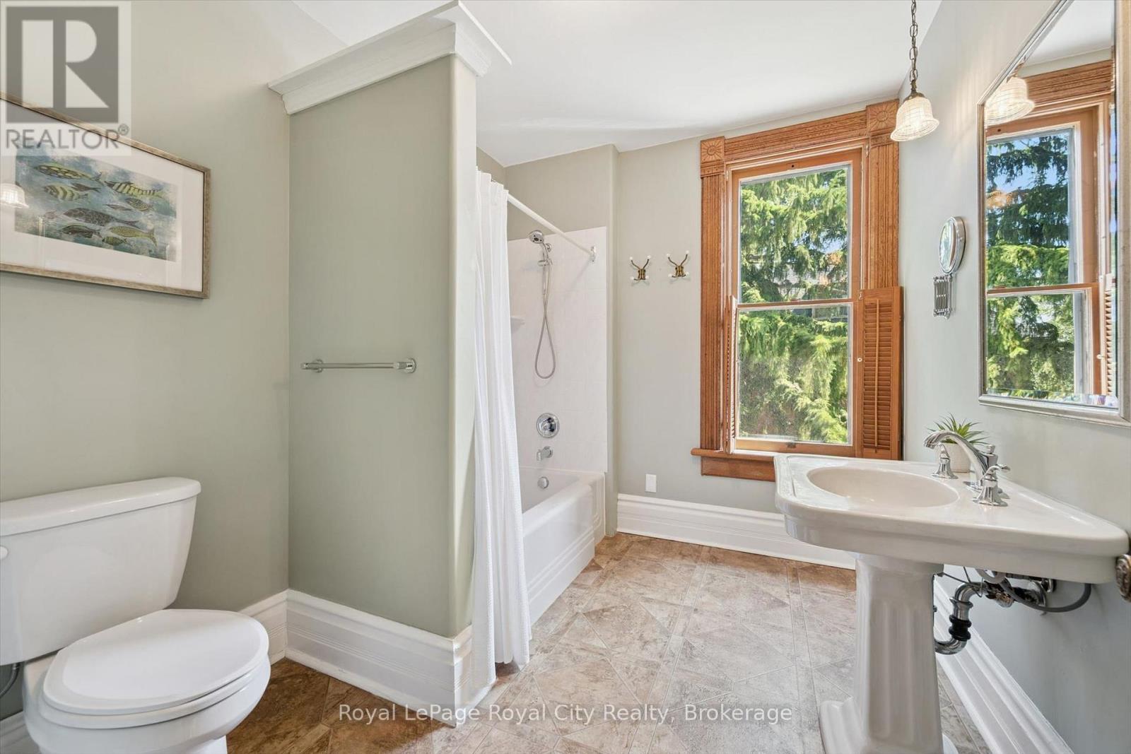 80 LONDON ROAD W - Image 32