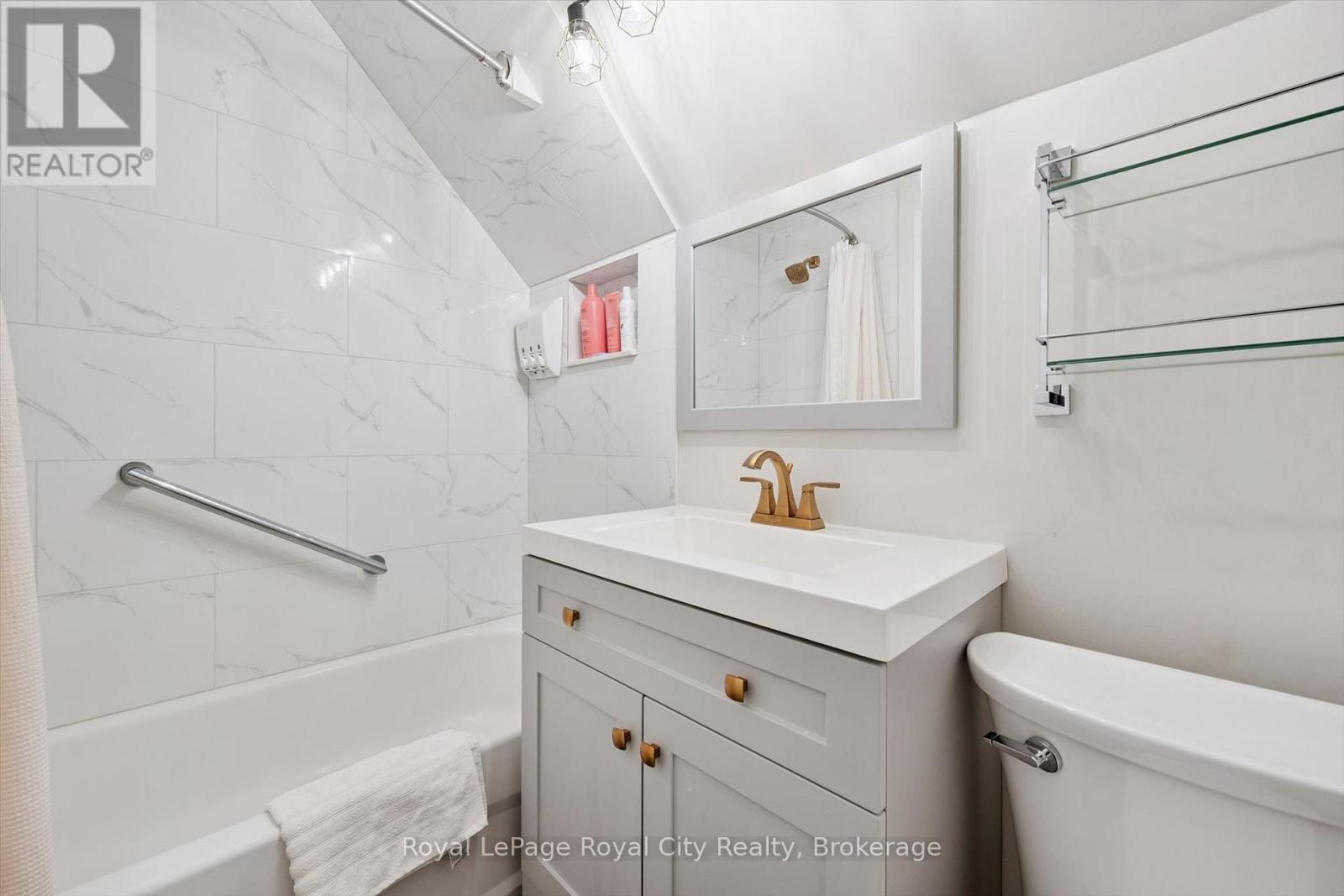 80 LONDON ROAD W - Image 38